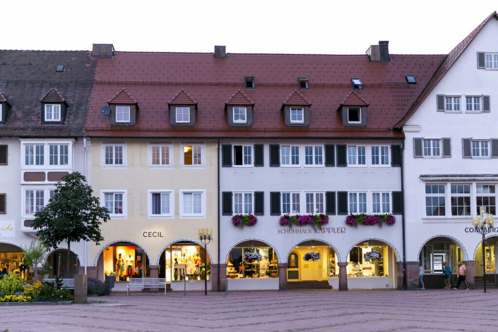 Geschäfte